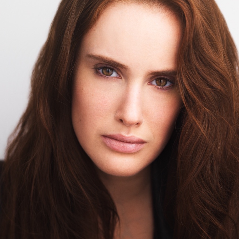 Meet your Posher, Ana